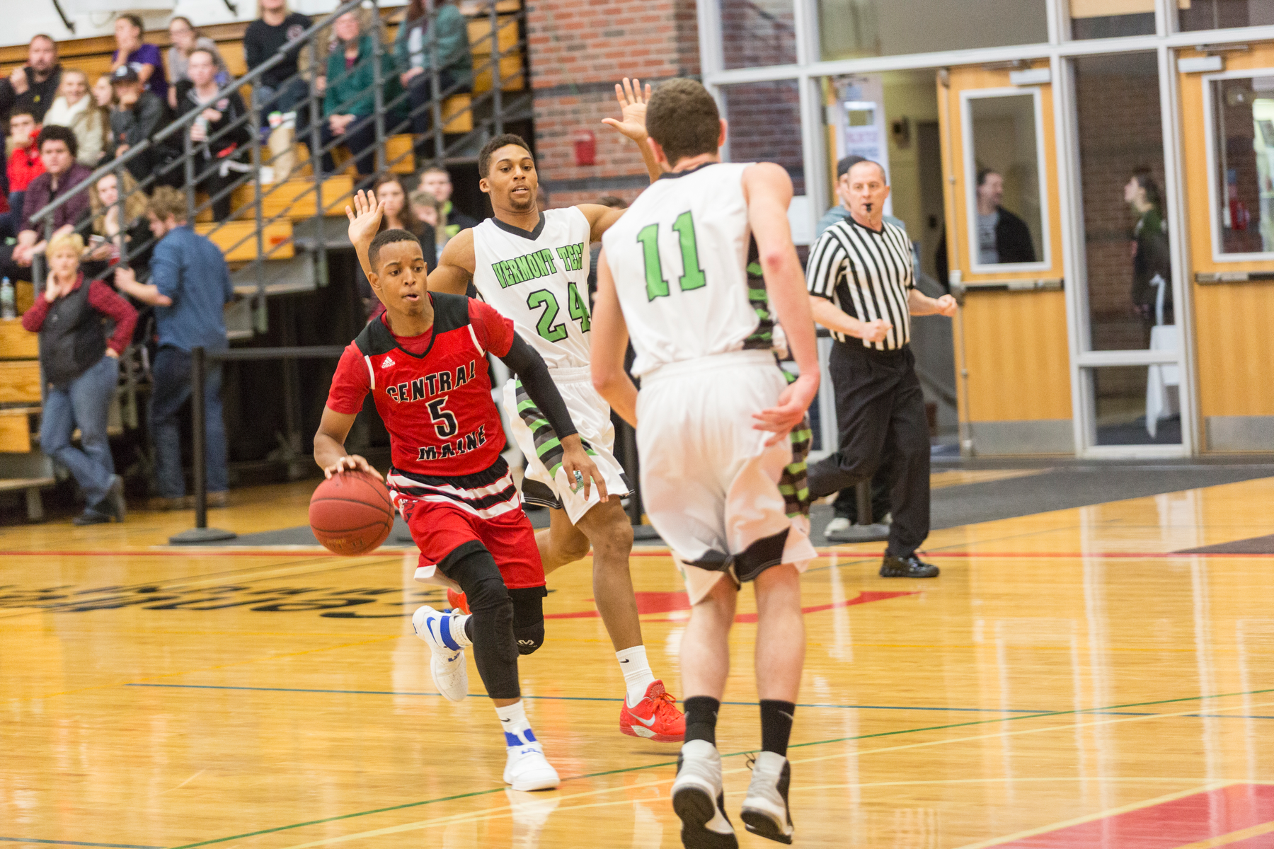 Home Crowd Leads Mustangs to Victory Over SMCC