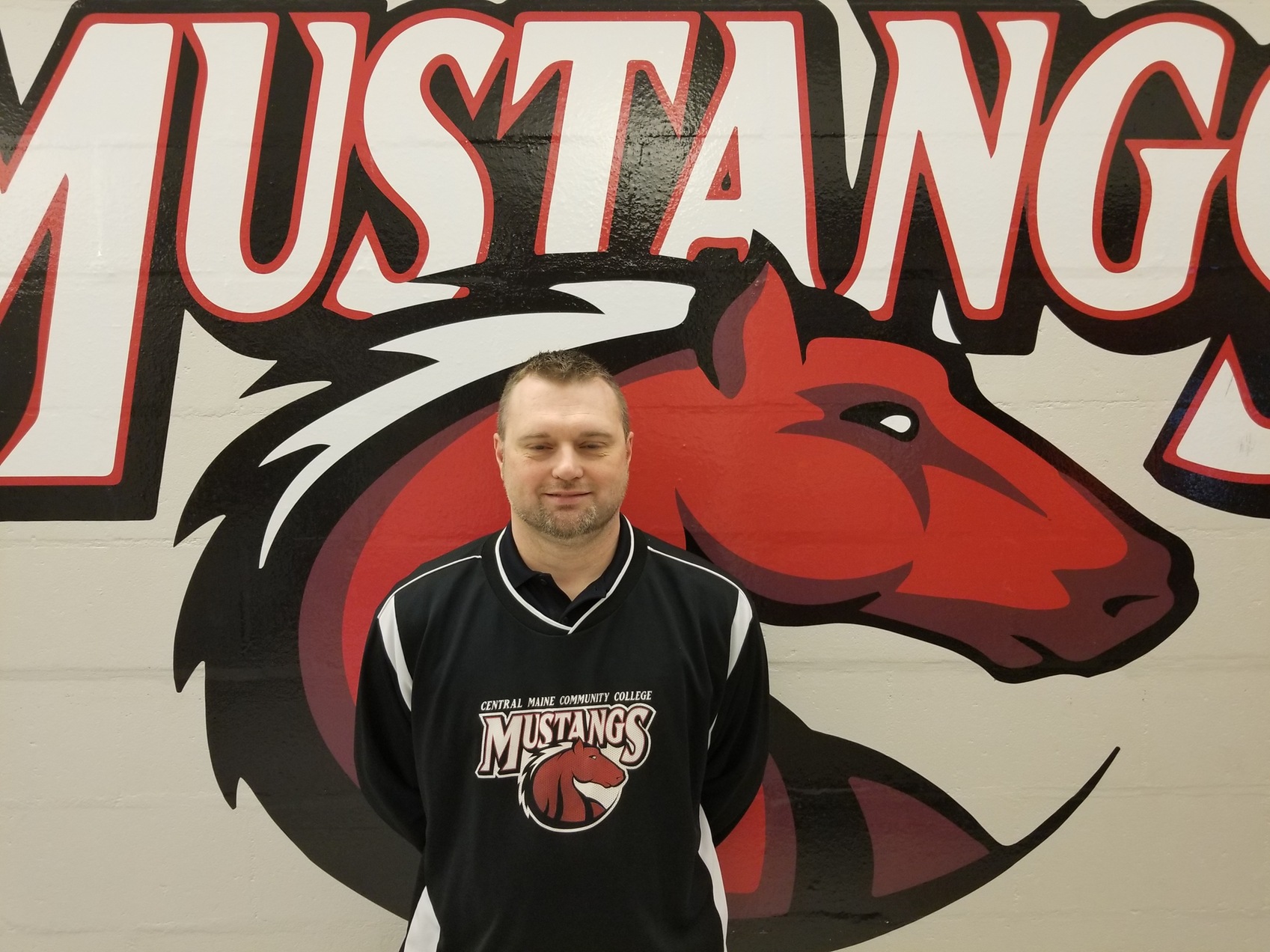 Mustangs Ink Robertson as New Softball Coach