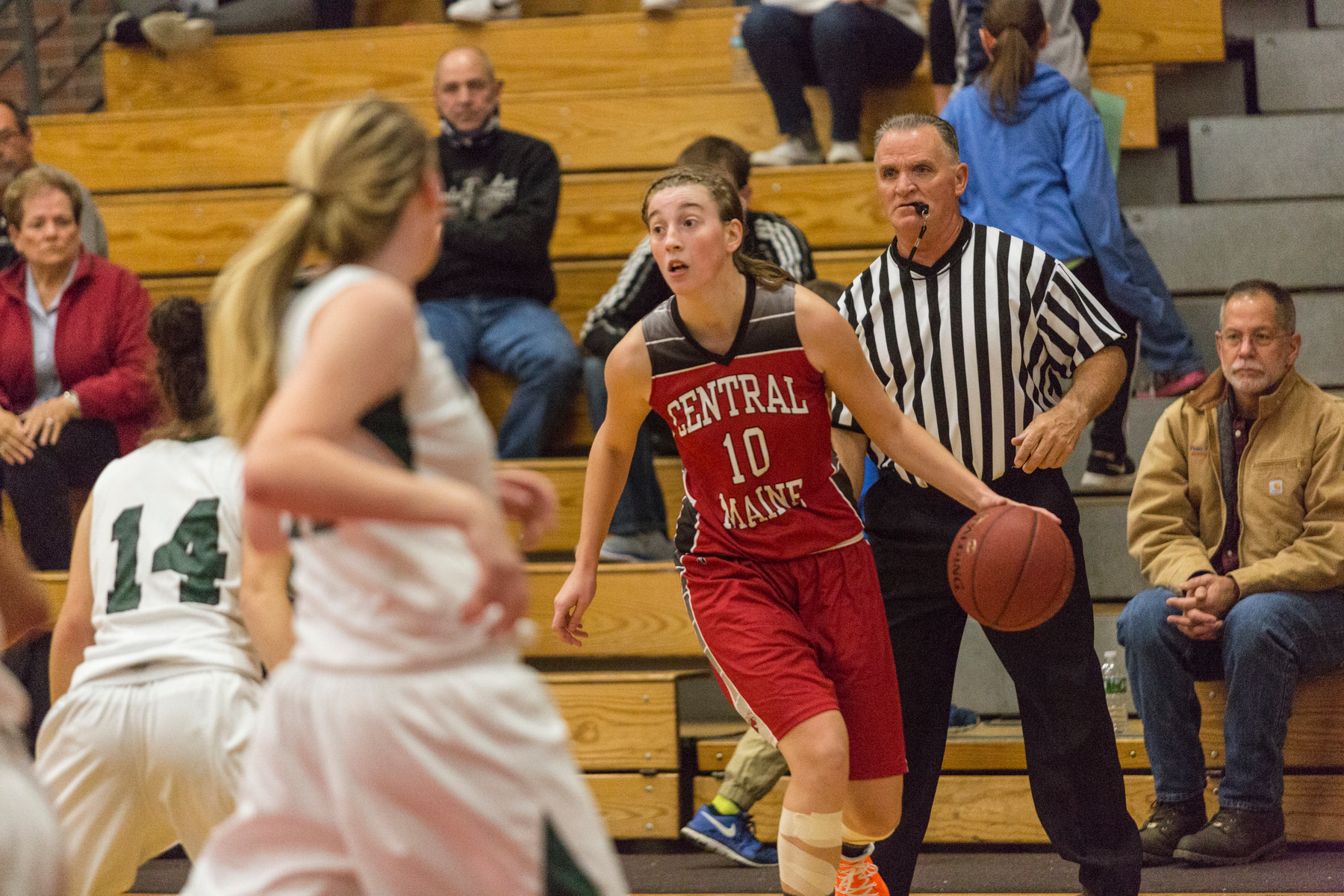 Lady Mustangs show toughness, pull away from Dean