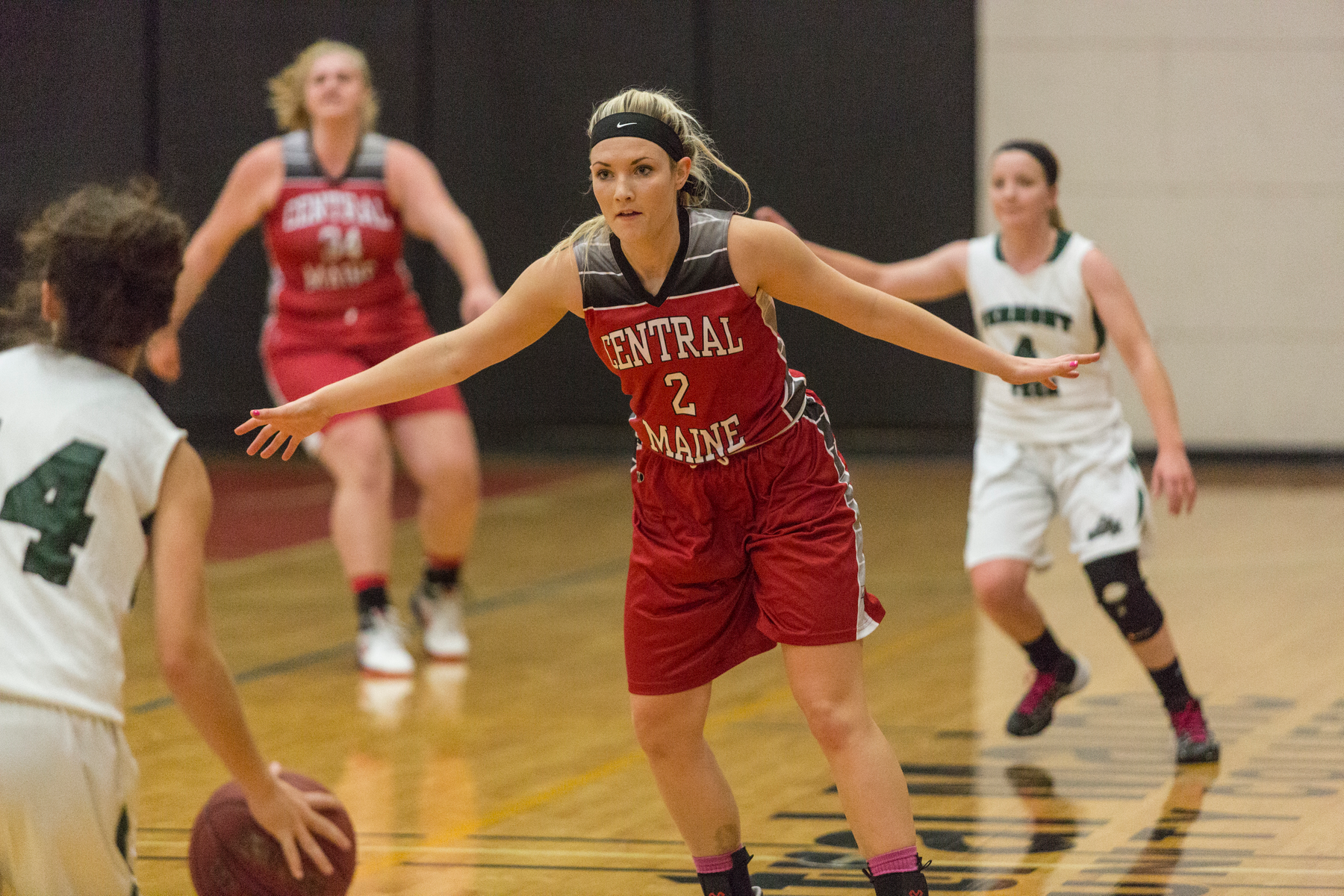 Lady Mustangs rout Bobcats