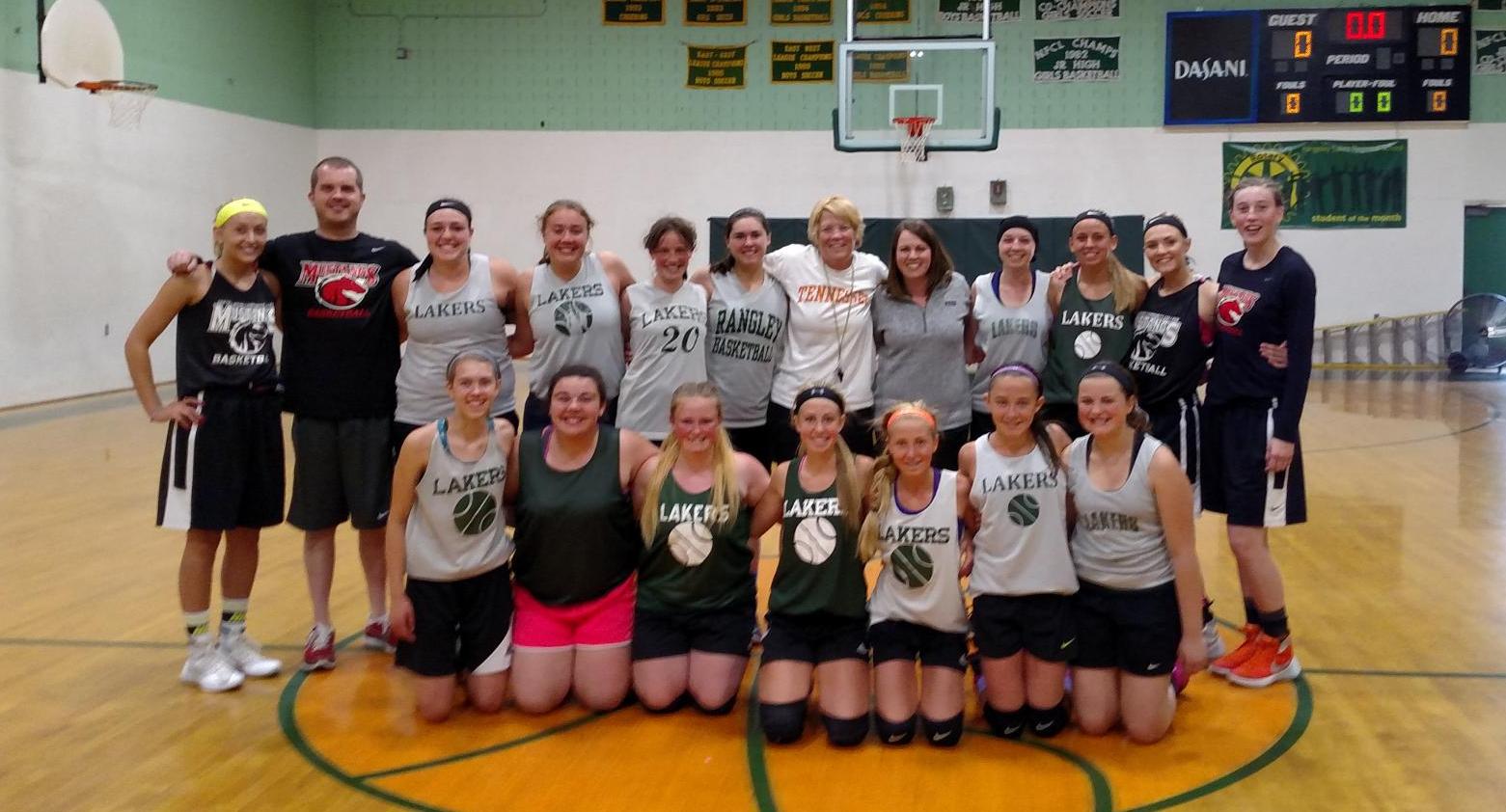 Women's Basketball Hosts Clinic for Rangeley Lady Lakers