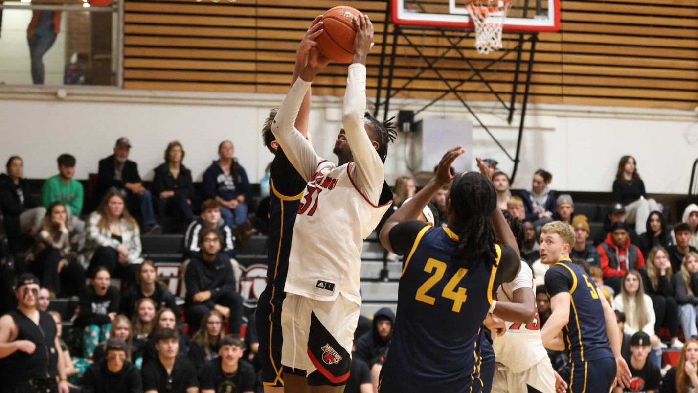 Mustangs Top of YSCC After 84-69 Win at Great Bay