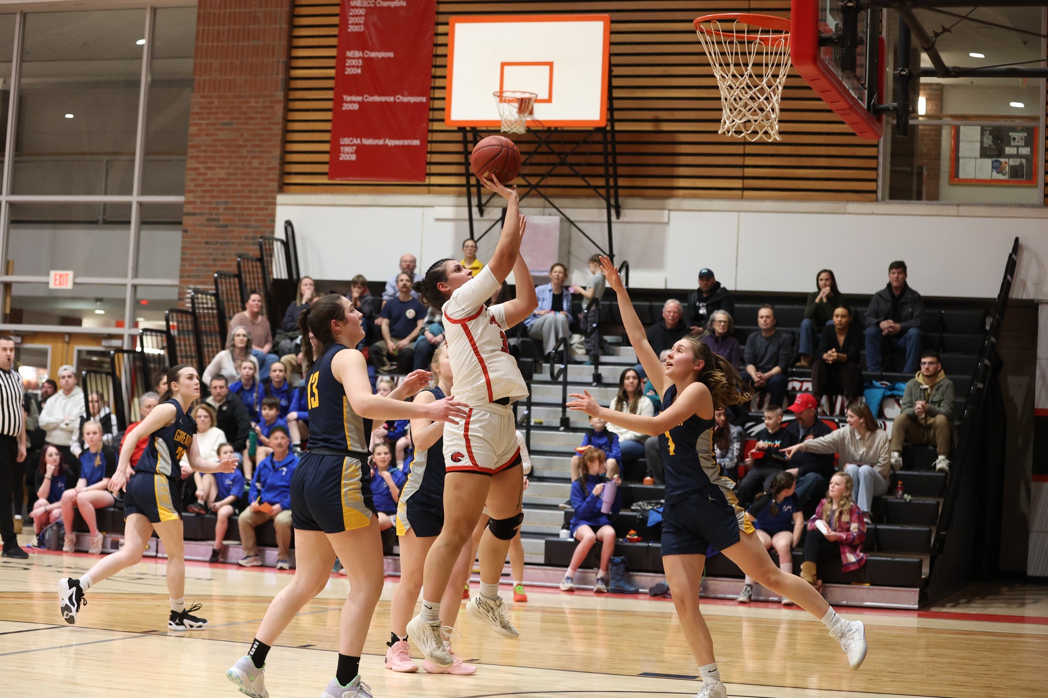 Women's Basketball coasts to win over Great Bay