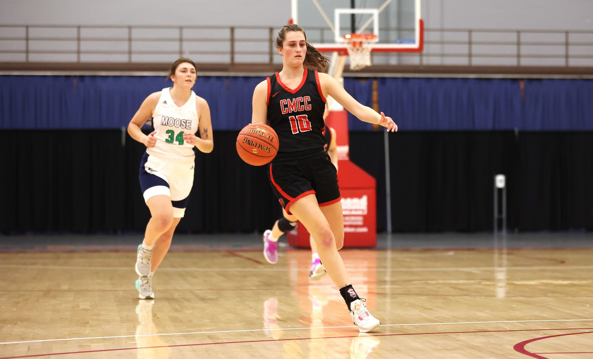 Women's Basketball stages comeback in win over Moose