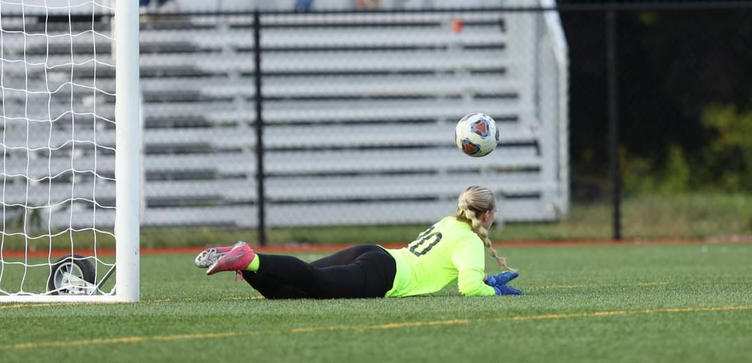 Women's Soccer falls flat against SUNY ESF