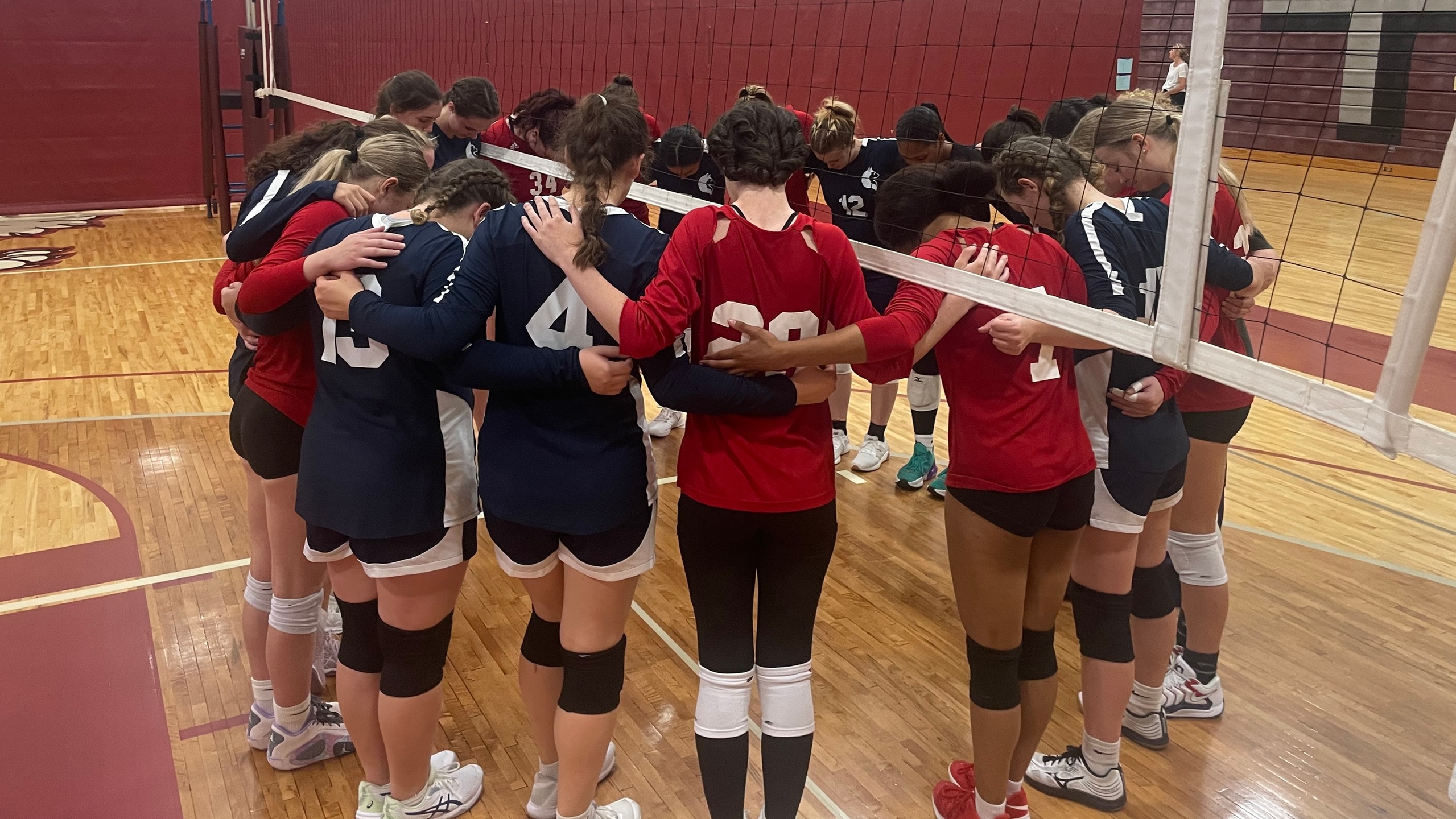 Volleyball Takes Two Wins at NHTI Quad Meet